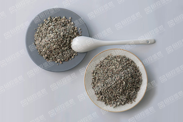 沸石在草坪中的應用-國投盛世