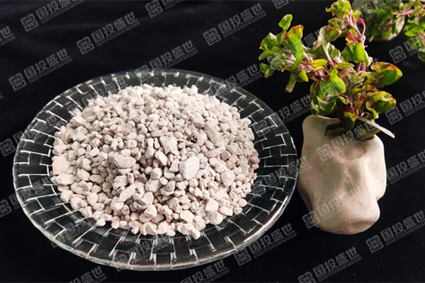 沸石顆粒價(jià)格是多少？-國(guó)投盛世