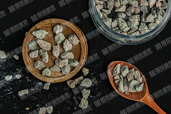 沸石顆粒和沸石粉哪個更適合在土壤修復中使用？